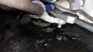 Почему скрипит лада калина???