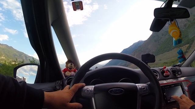 Ford S max z GoPro 3+ Black смотреть онлайн