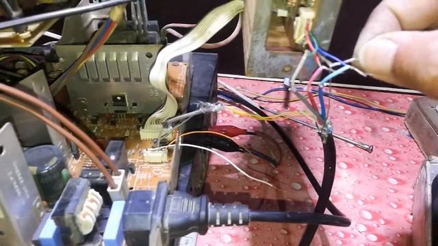 samtron 55e VGA cable repair смотреть онлайн