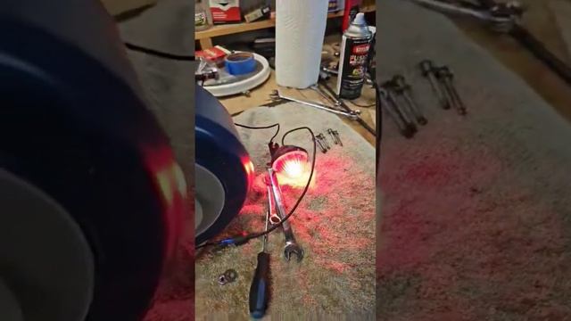 runs great, also added a lighting coil. #vintagesnowmobile #snowmobile #restoration #polaris смотреть онлайн