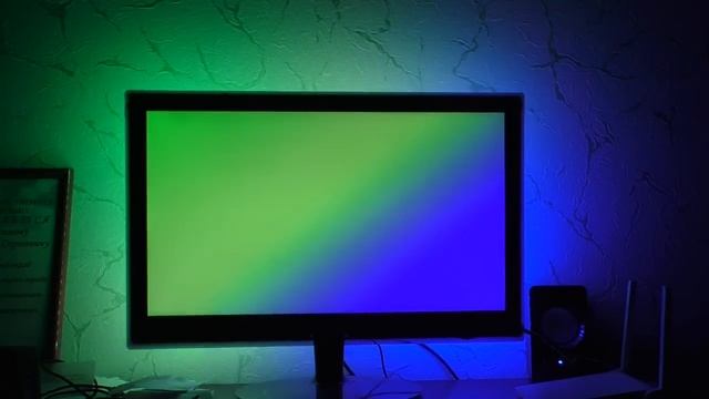 Демонстрация самодельной Ambilight подсветки