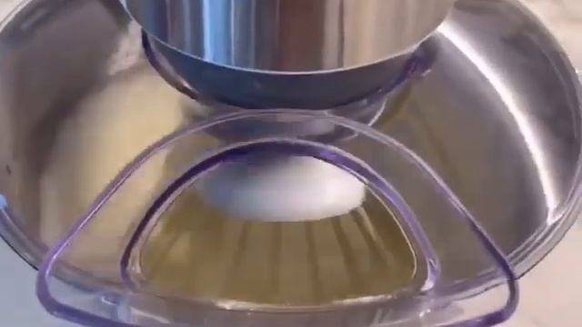 Бомбическая шарлотка с яблоками ! Шарлотка с яблоками пальчики оближешь ? смотреть онлайн