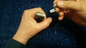 Как я заряжаю патроны в магазин.