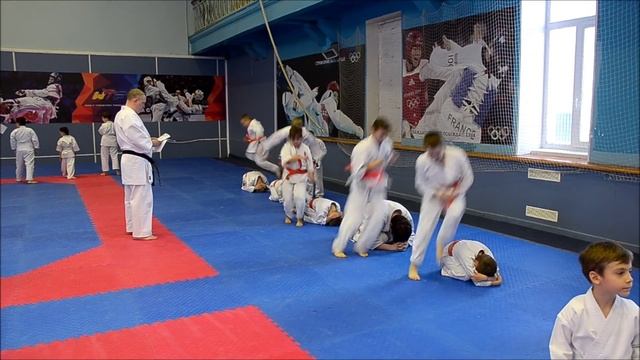 Экзамены по каратэ киокушинкай /Exams Kyokushin karate смотреть онлайн
