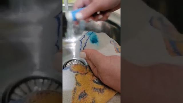 ШОК ЭКСПЕРИМЕНТ! КАРАНДАШ ПЯТНОВЫВОДИТЕЛЬ ФАБЕРЛИК НЕ ОТТЕРЛ ПЯТНО!!!??? ДА ИЛИ НЕТ? смотреть онлайн