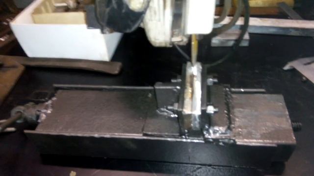 Самодельные тиски (станочные) смотреть онлайн