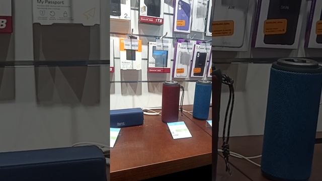 #квадрат .Лайф магазин,купил чехол для телефона Самсунг s20+5G.Сутками муж в Ютубе я на огороде смотреть онлайн