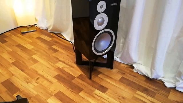 Yamaha NS-5000 смотреть онлайн