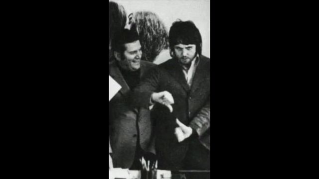 Yoko Ono & The Beatles Interview Compilation смотреть онлайн