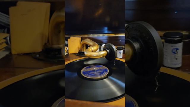 I'm Looking For a Bluebird - Marion Harris Columbia Records #3457 1921 смотреть онлайн