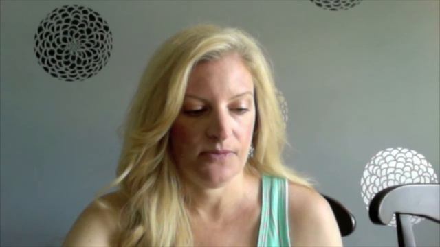The Revolution of Ivy, an excerpt read by author Amy Engel смотреть онлайн
