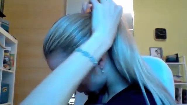 Плетение косы на длинных волосах смотреть онлайн