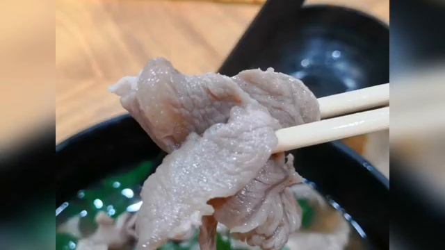 青藏牛肉麵。北角???Qing Chong Beef Noodle。North Point смотреть онлайн