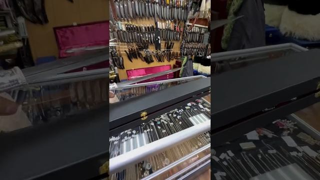 Кубачинский боевой кинжал из серебра Весь в гравировке и чеканке и с Дамаском лезвии 89894700700 смотреть онлайн