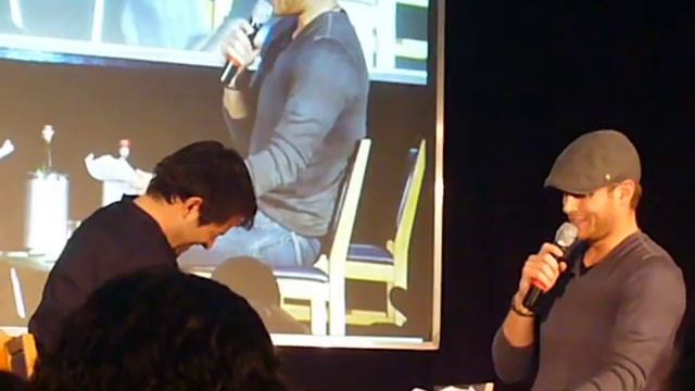 Fake orgasm from Misha Collins смотреть онлайн