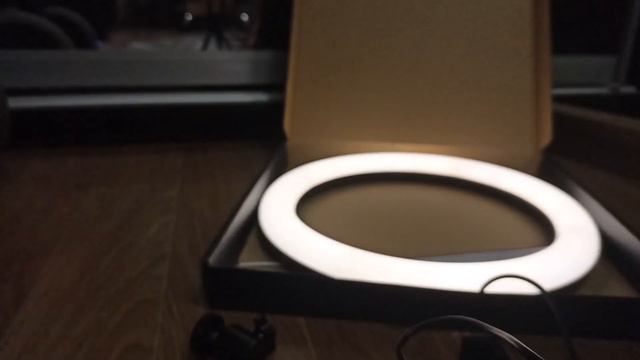 Распаковка Кольцевой лампы для освещения на стримах