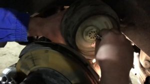 Простая замена пневмоподушка BMW X5 E70.