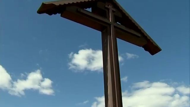 В День Святого Николая Чудотворца в Ярославле провели автомобильный Крестный ход смотреть онлайн