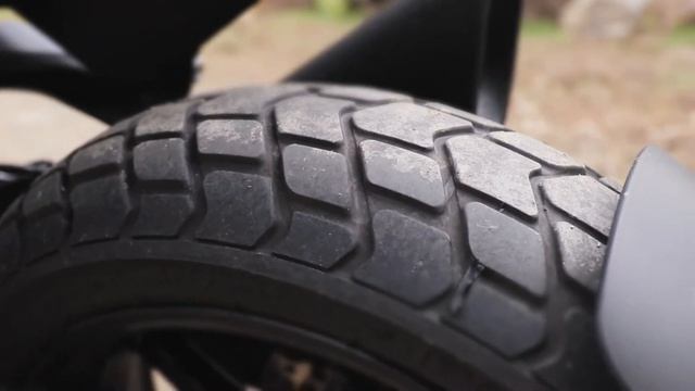 Мотоцикл Husqvarna SVARTPILEN - ОБЫЧНОЕ ВИДЕО 2020 смотреть онлайн