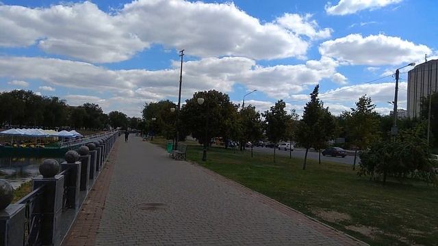 Харьков.СКВЕР СТРЕЛКА: самое романтическое место города! смотреть онлайн