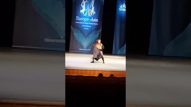 Европа-Азия 1 декабря 2019 г. Чемпионат. Восточные танцы. Омар Джамиль смотреть онлайн