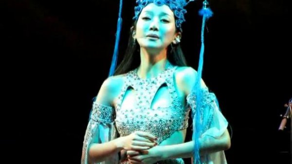 Sa Ding Ding live - "Qin Shang"