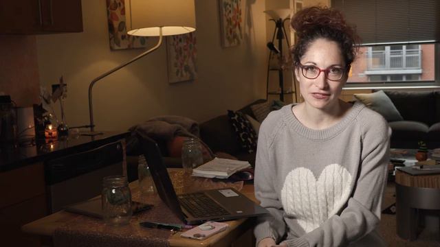 Erika Ettin - "First Date No No's" смотреть онлайн