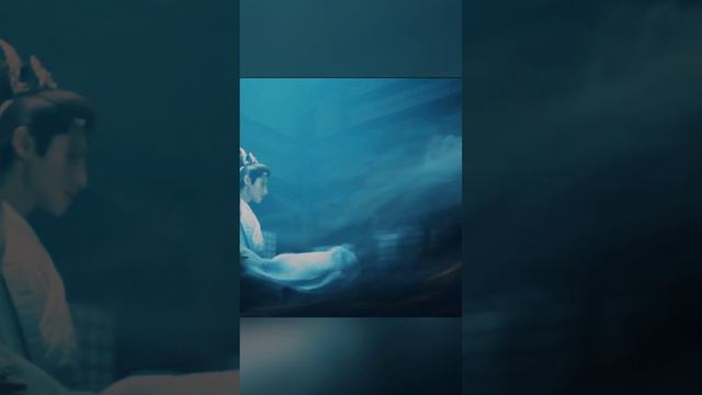 Светлый пепел луны - Ли Сусу & Тань Тай Цзинь - The Cross смотреть онлайн