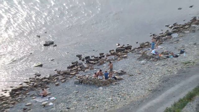 Анапа состояние моря и пляжа июнь 2020 . Дикий пляж отдых в Анапе 2020 смотреть онлайн