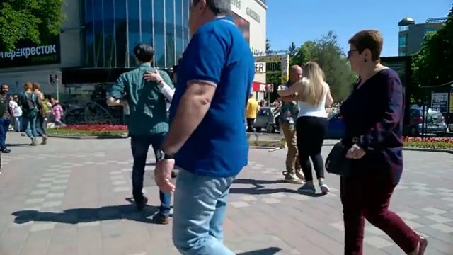 2016-05-22. Флешмоб на фестивале красок в Пятигорске. 1 смотреть онлайн