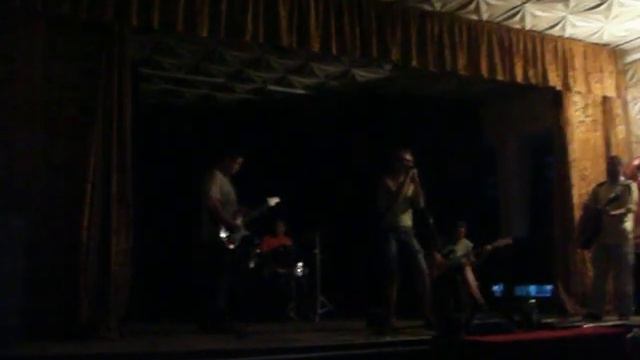 Репетиция 25,06 Красно - желтые дни.avi смотреть онлайн