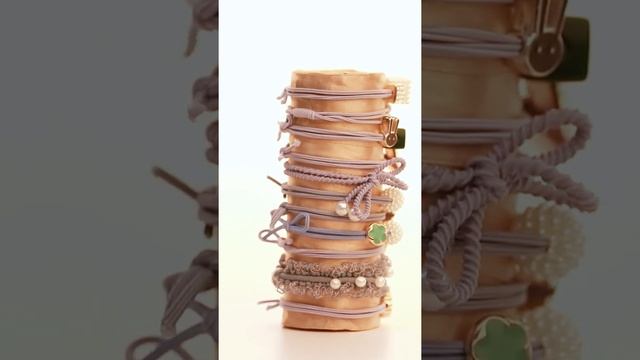 голубые резинки для волос смотреть онлайн