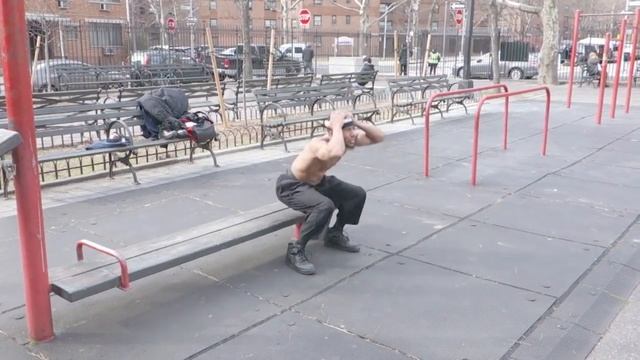 What 500 SQUATS a Day did to Me - RipRight | Thats Good Money смотреть онлайн