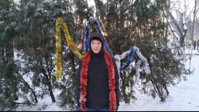 Стихи на новый год :) подпишитесь пожалуйста на канал Past Vell смотреть онлайн