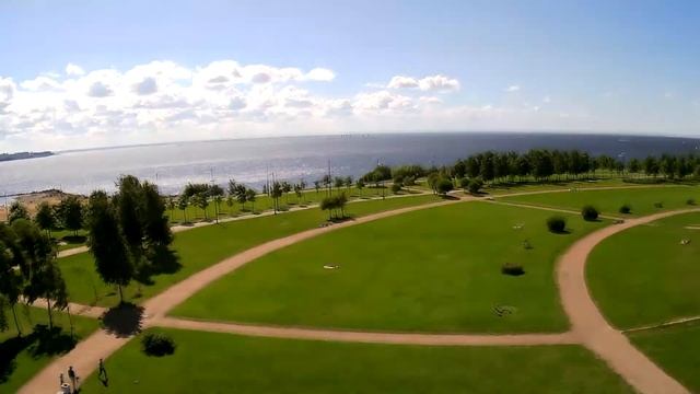 Парк 300-летия Санкт-Петербурга / Аэросъемка смотреть онлайн