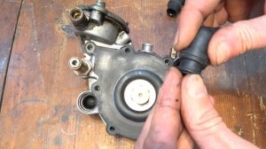 Цена ремонта 20р! Как устранить течь охлаждающей жидкости ГБО 4 поколения Редуктор Томасетто АТ 09