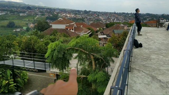 CAFE CONCRETE Batu Malang Bikin Gak Mau Pulang! Concrete Cafe Batu