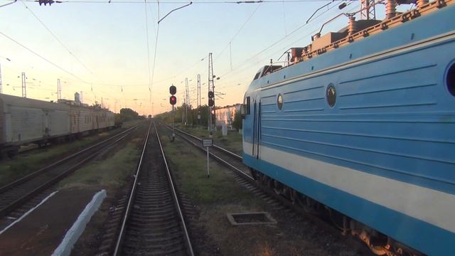 ЭП1М-498 с поездом №217 Кисловодск — Ростов-на-Дону