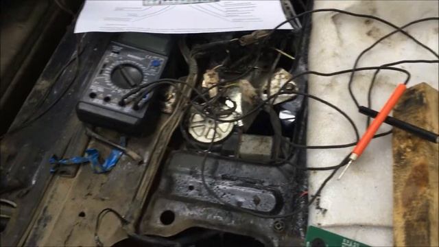 Не опускается стекло задка Грейт Вол Сейф смотреть онлайн