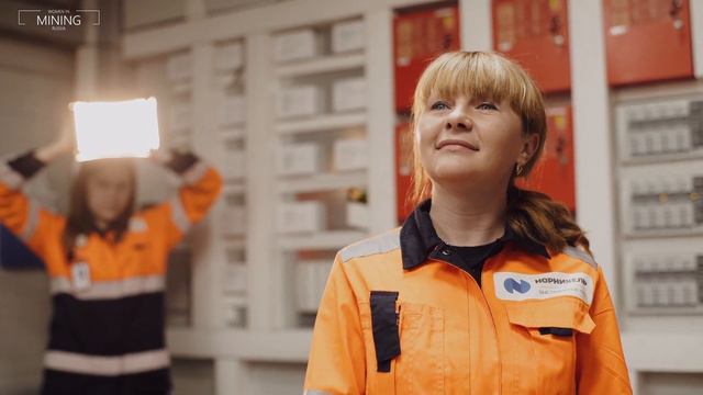 Номинантка премии Women in mining- Ксения Агафонова, оператор пульта управления, Быстринский ГОК смотреть онлайн