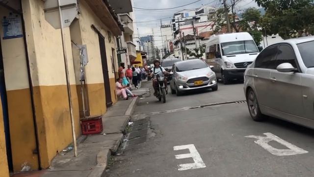 Parque Centenario, Bucaramanga, Santander, Colombia HD 1080p смотреть онлайн