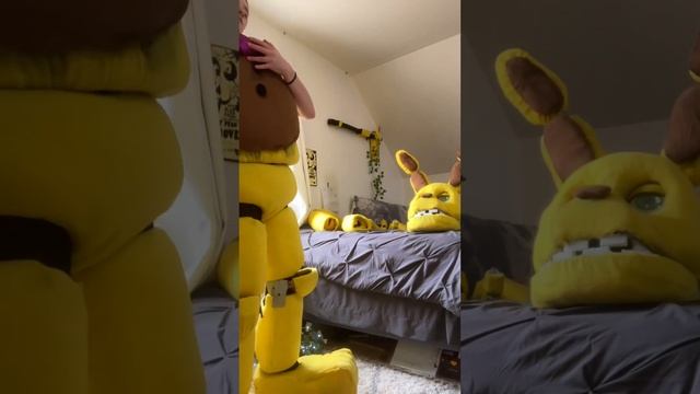 Spring Bonnie Costume Suit Up смотреть онлайн