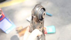 Opel Corsa C - Замена сайлентблоков переднего рычага и наконечника рулевой рейки. Сход-развал