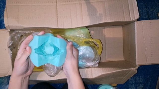 Распаковка посылки с магазина Три кита, СИЛИКОНОВЫЕ ФОРМЫ и история о Машенниках смотреть онлайн