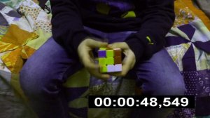 ПАРЕНЬ СОБИРАЕТ КУБИК РУБИКА ЗА 1 МИНУТУ!!!