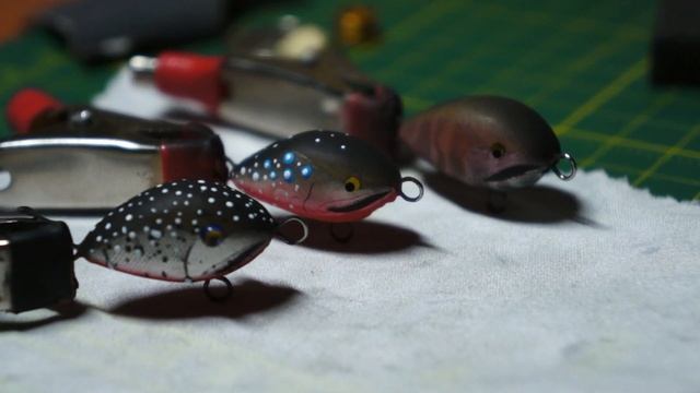 Как сделать воблер. Кренки на голавля. Покраска и финишное покрытие. Часть 3. смотреть онлайн