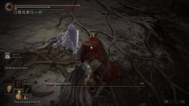 Elden Ring - Defeating Malenia with Vagabond Class смотреть онлайн