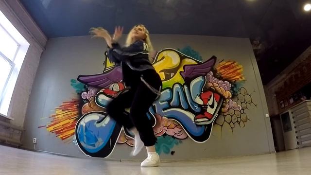 Снежа K POP смотреть онлайн