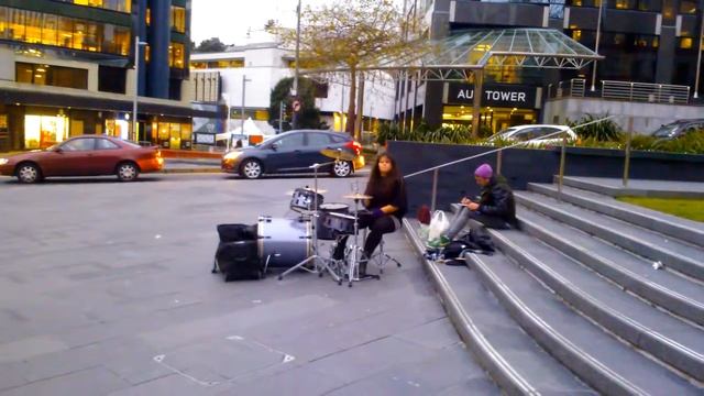 Барабанщица Окленда, Новая Зеландия | Drummer Auckland, New Zealand смотреть онлайн