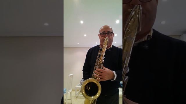 Saxo: Tenor The Martin Committee III 3- Año 1956. HD смотреть онлайн